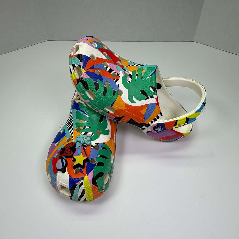 Crocs Classic Retro Resort Womens Clog Fun Multi Print sizes M5/W7